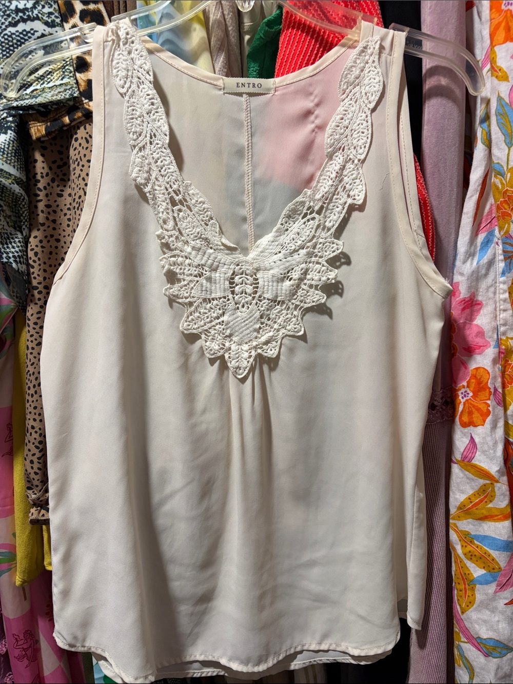 entro Cream Crochet V-Neck Sleeveless Blouse